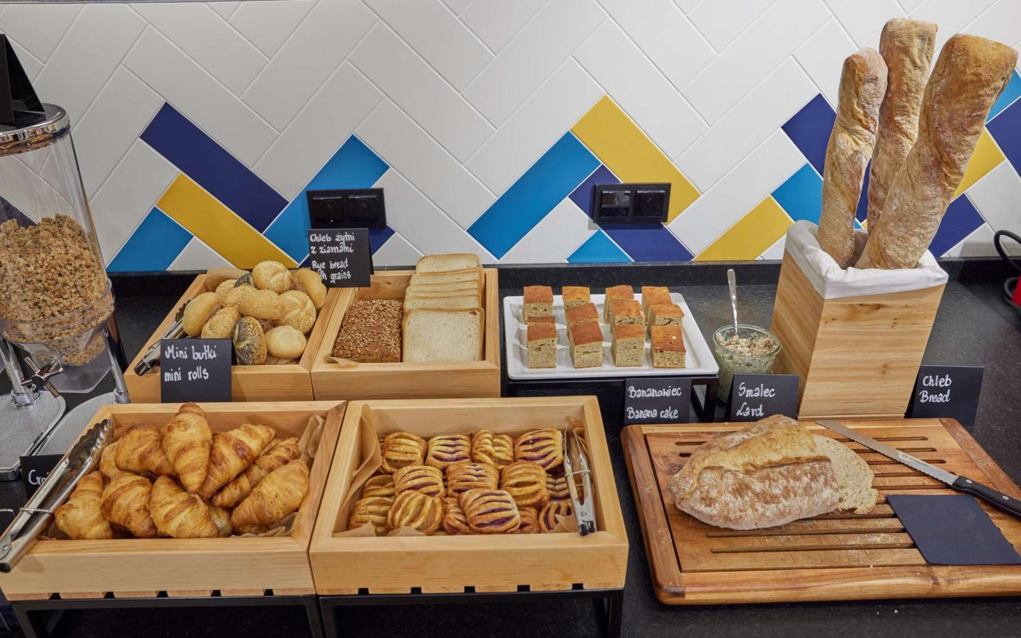 Hampton By Hilton Poznan Swarzedz Hotel Luaran gambar
